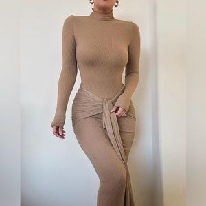 Long Sleeve Tie-Waist Bodycon Dress